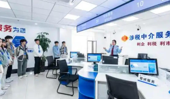 四川企业合规师大概多少学费好就业吗(四川企业合规师学费低好就业)